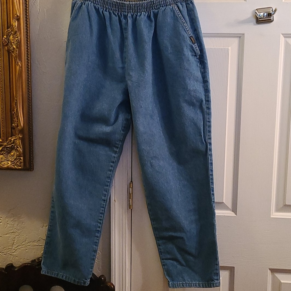 Chic Elastic Waist Jeans
